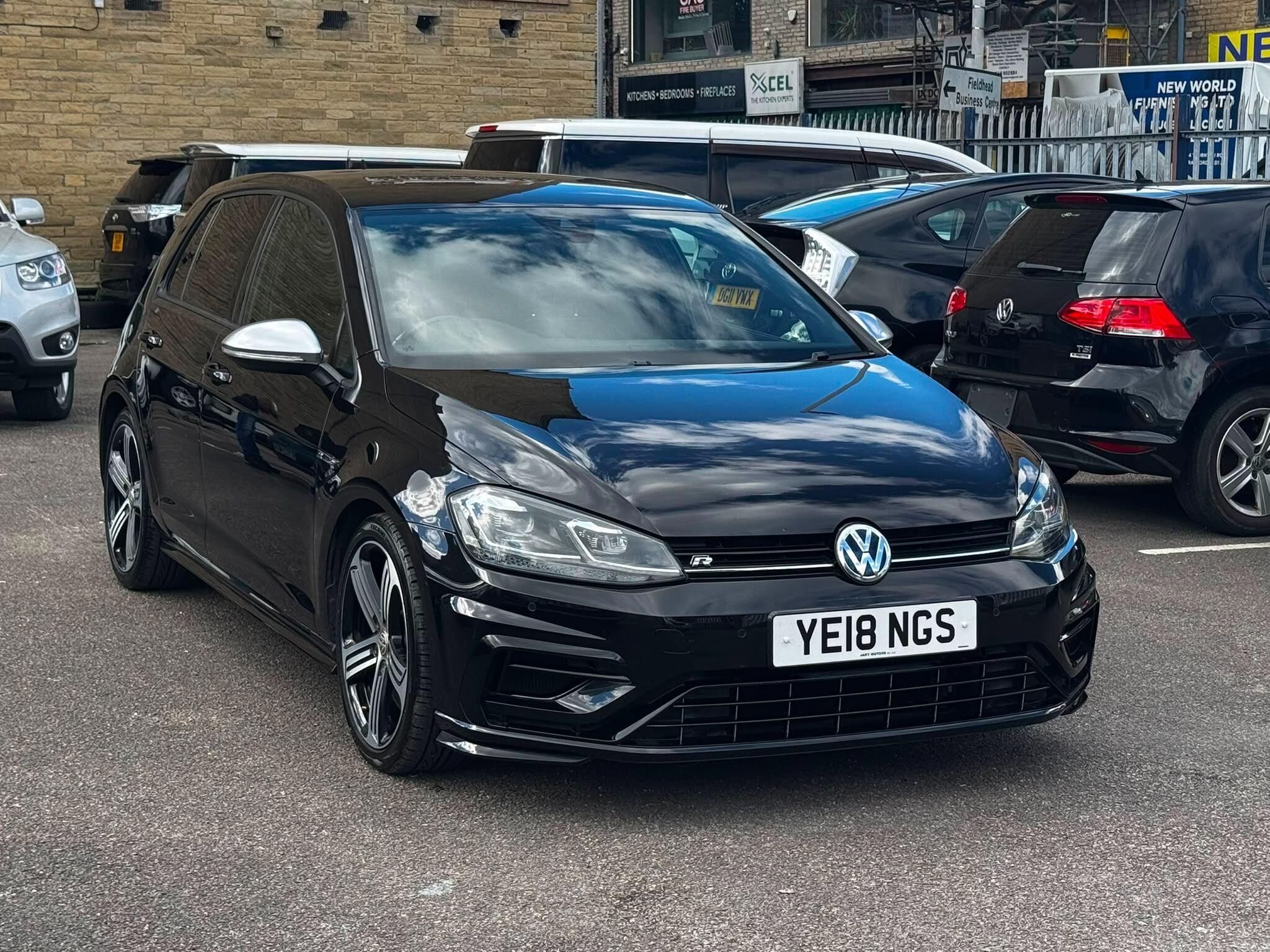 Volkswagen Golf view 7