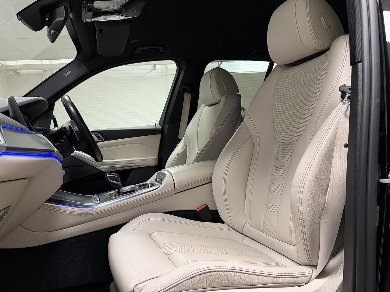 BMW X5 view 25