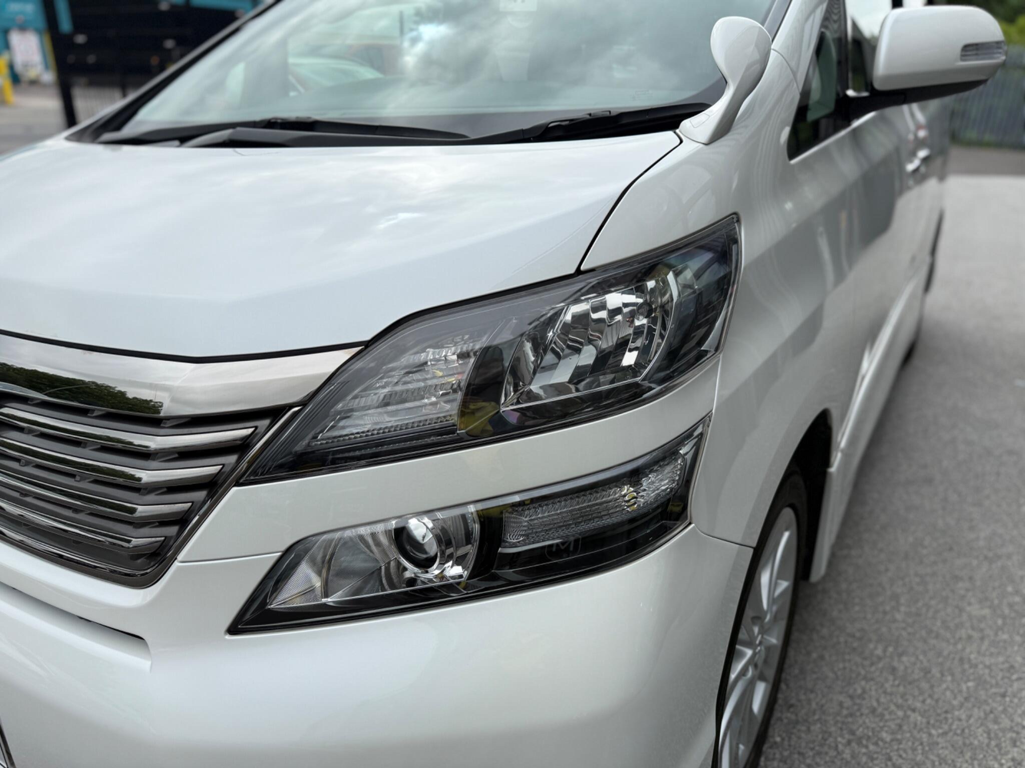 Toyota Vellfire view 33