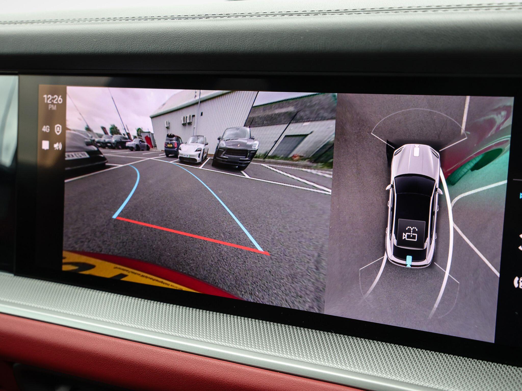 Porsche Cayenne view 54