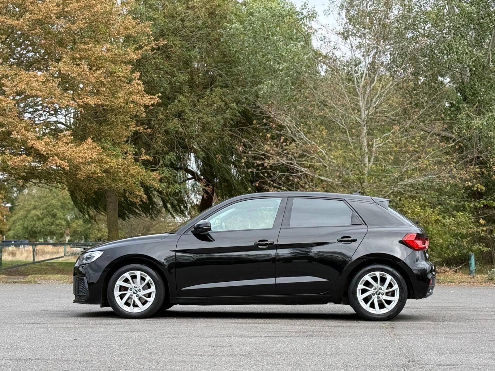 Audi A1 view 8