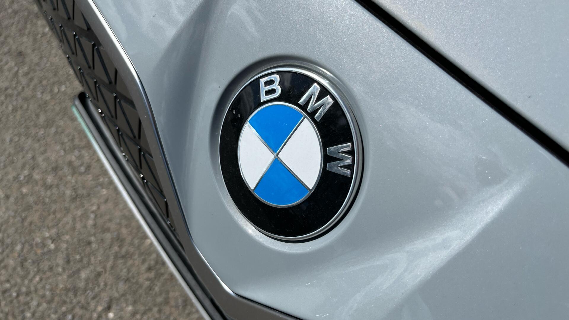 BMW i4 view 41