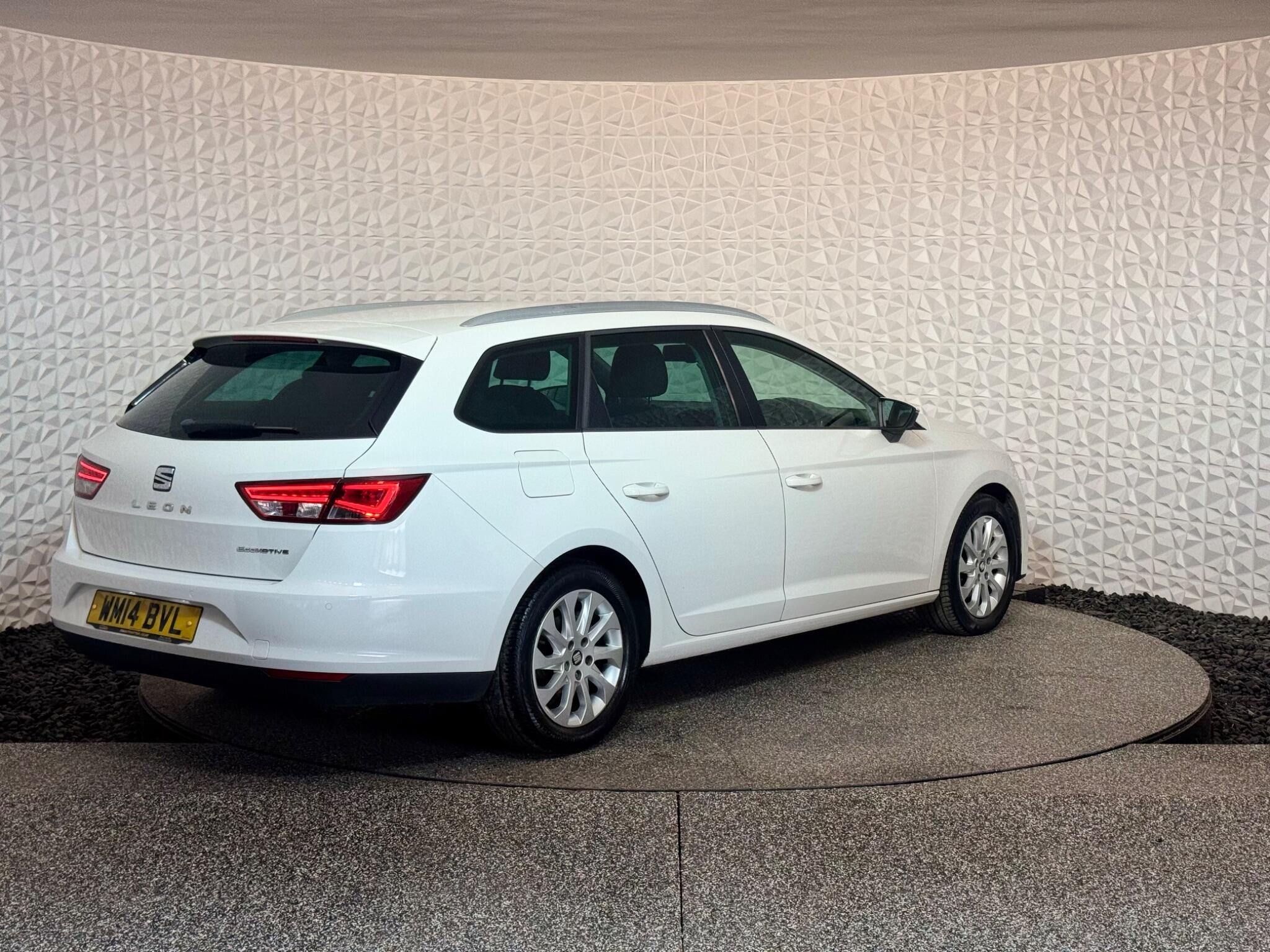 Seat Leon view 11