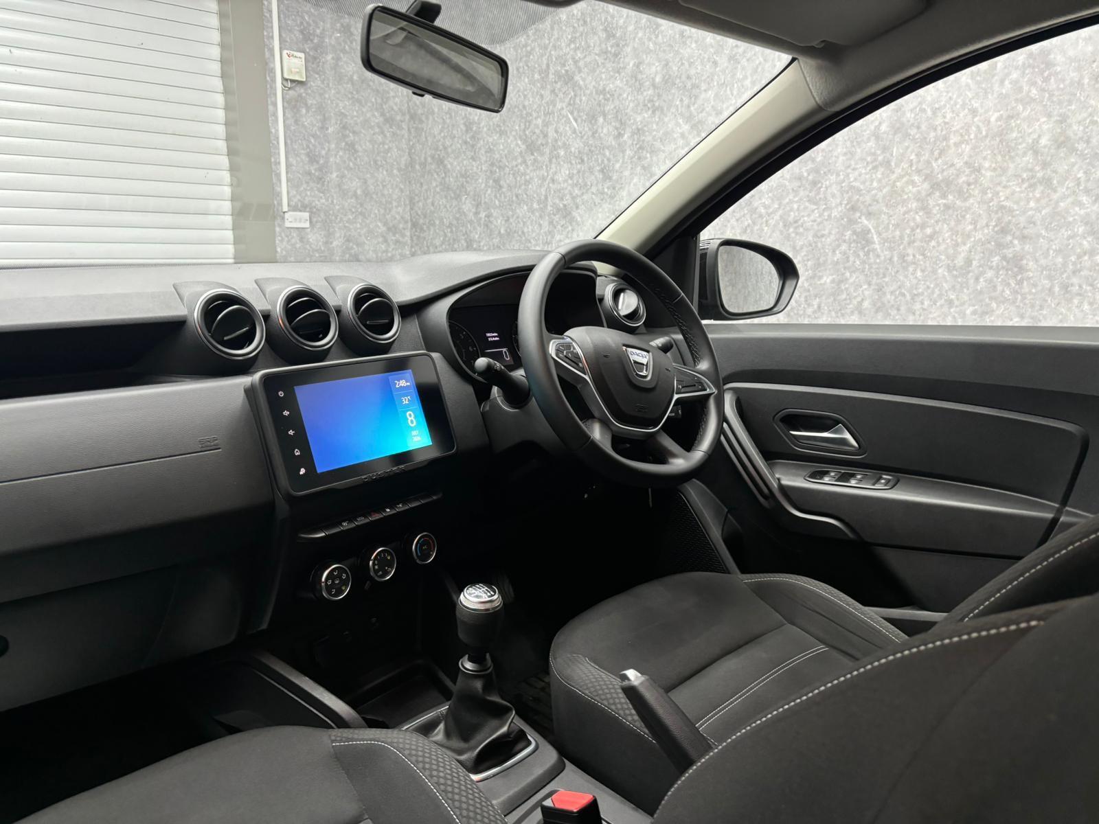 Dacia Duster view 7