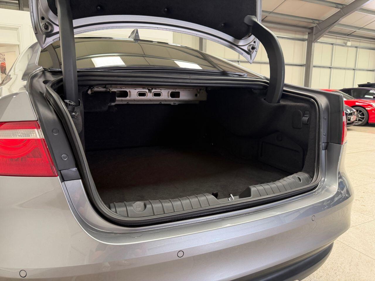 Jaguar XF view 45