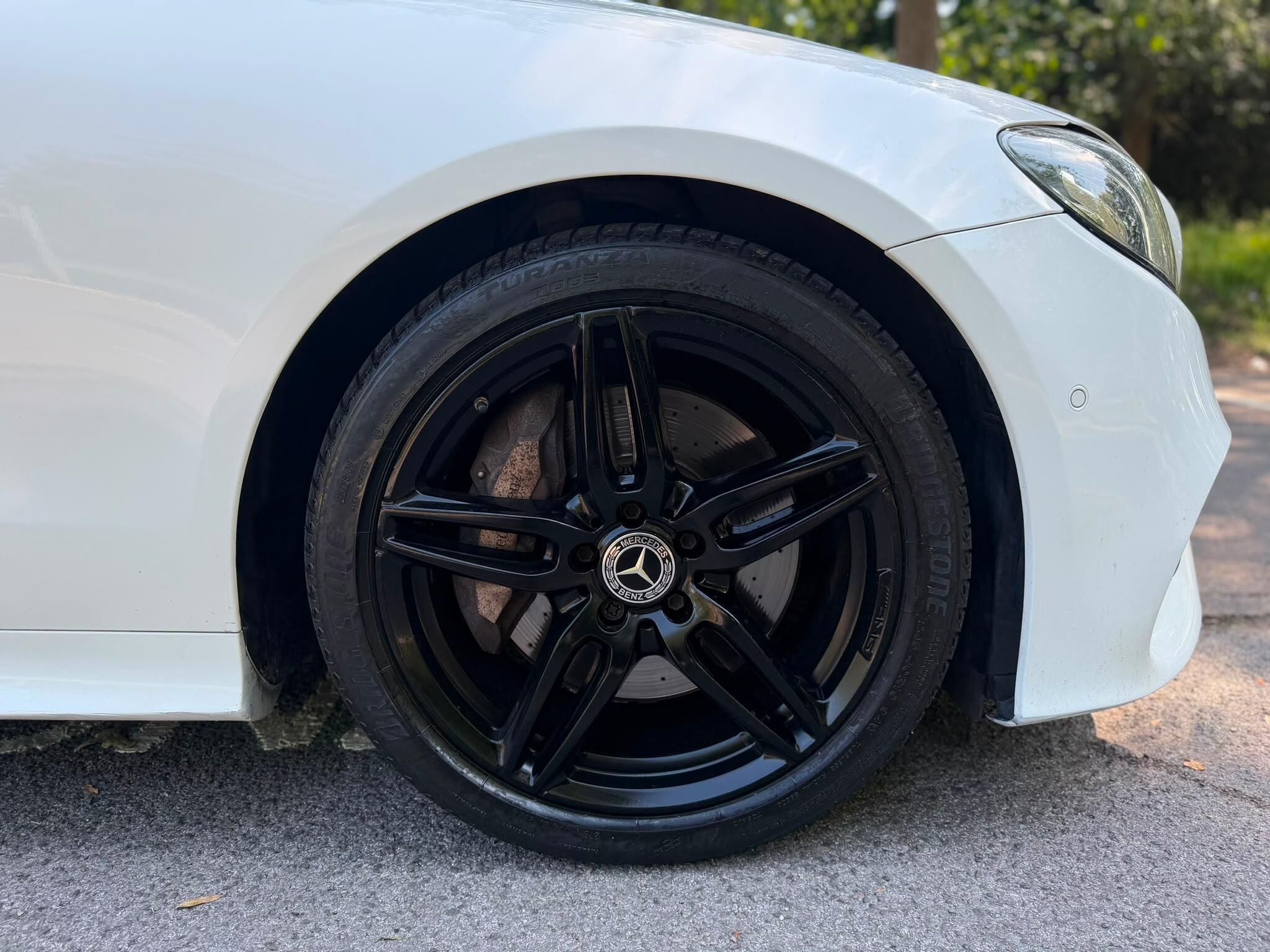 Mercedes-Benz E-Class view 21