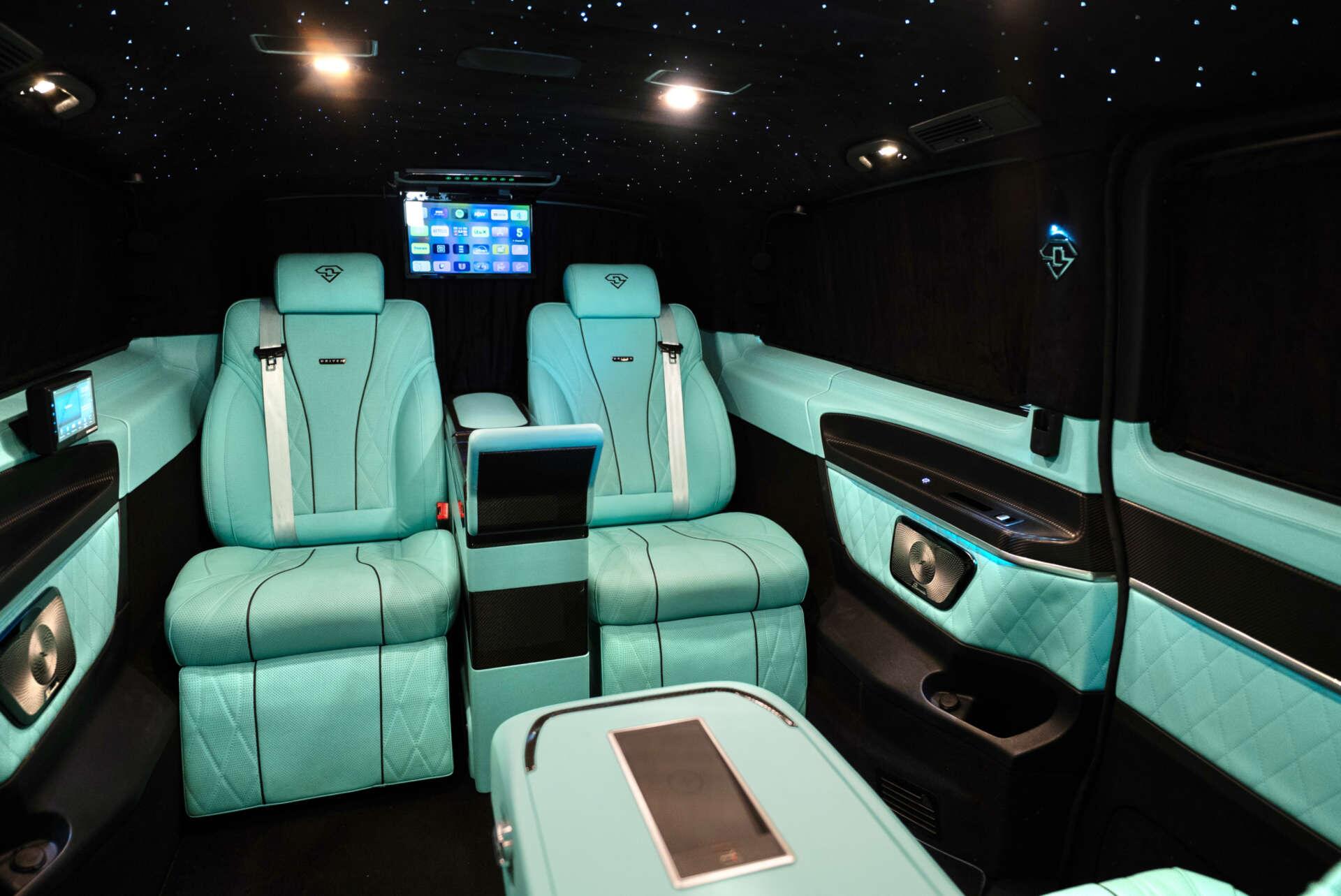 Mercedes-Benz V Class view 33