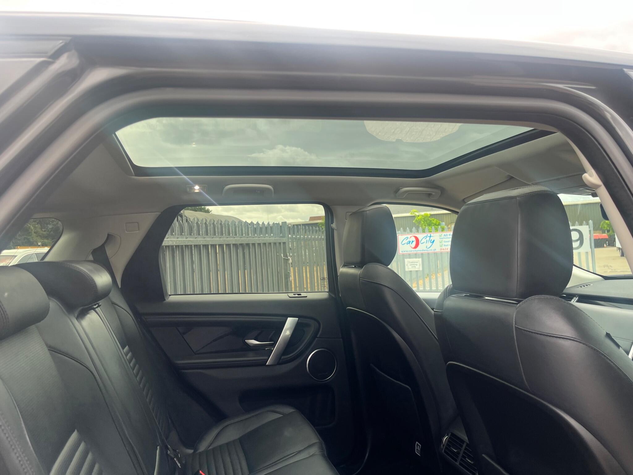 Land Rover Discovery Sport view 28