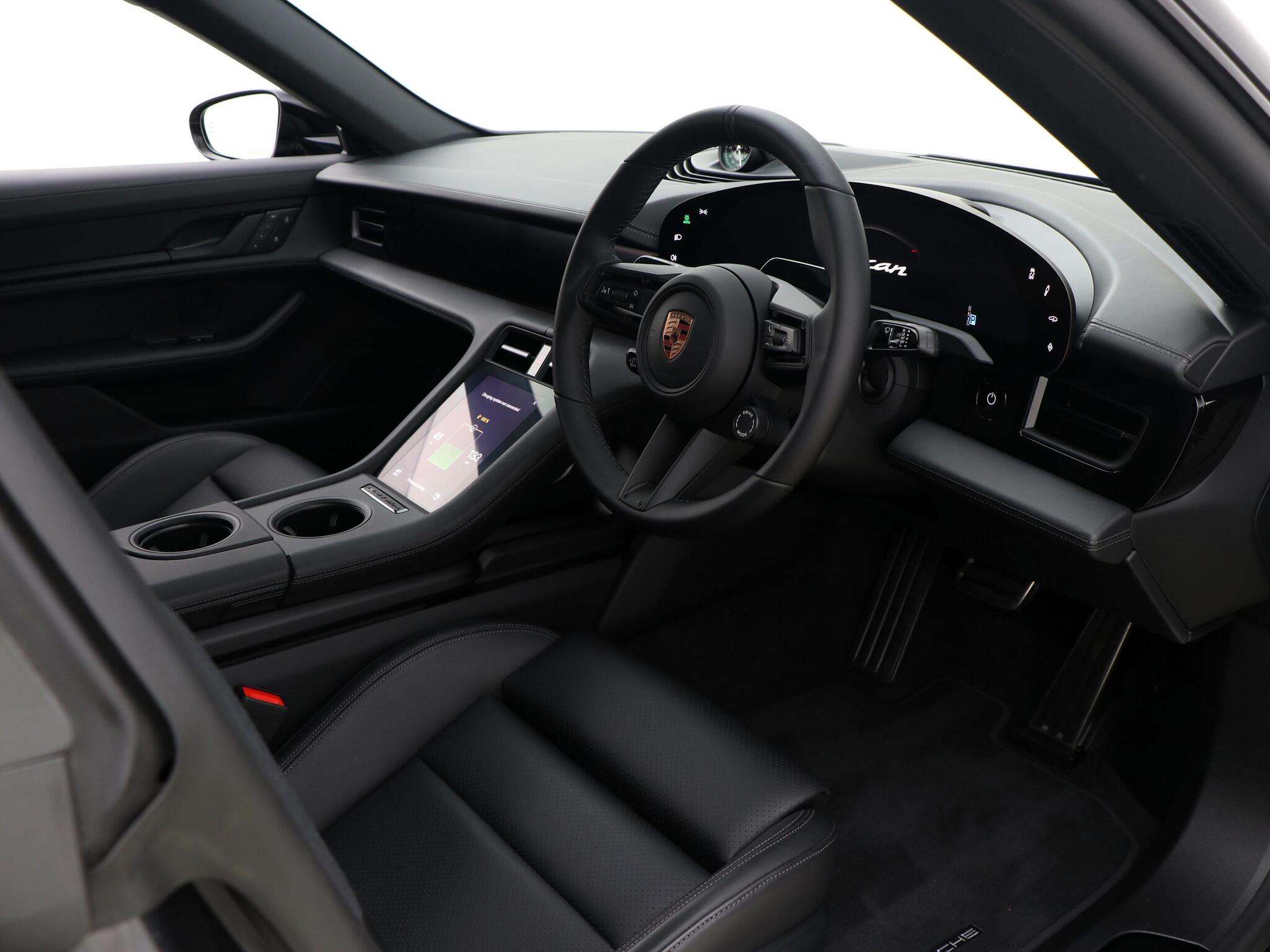 Porsche Taycan view 34