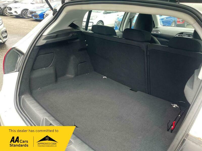 2017 Peugeot 308 1.2 PureTech Access Euro 6 (s/s) 5dr • 57,445 miles image 34