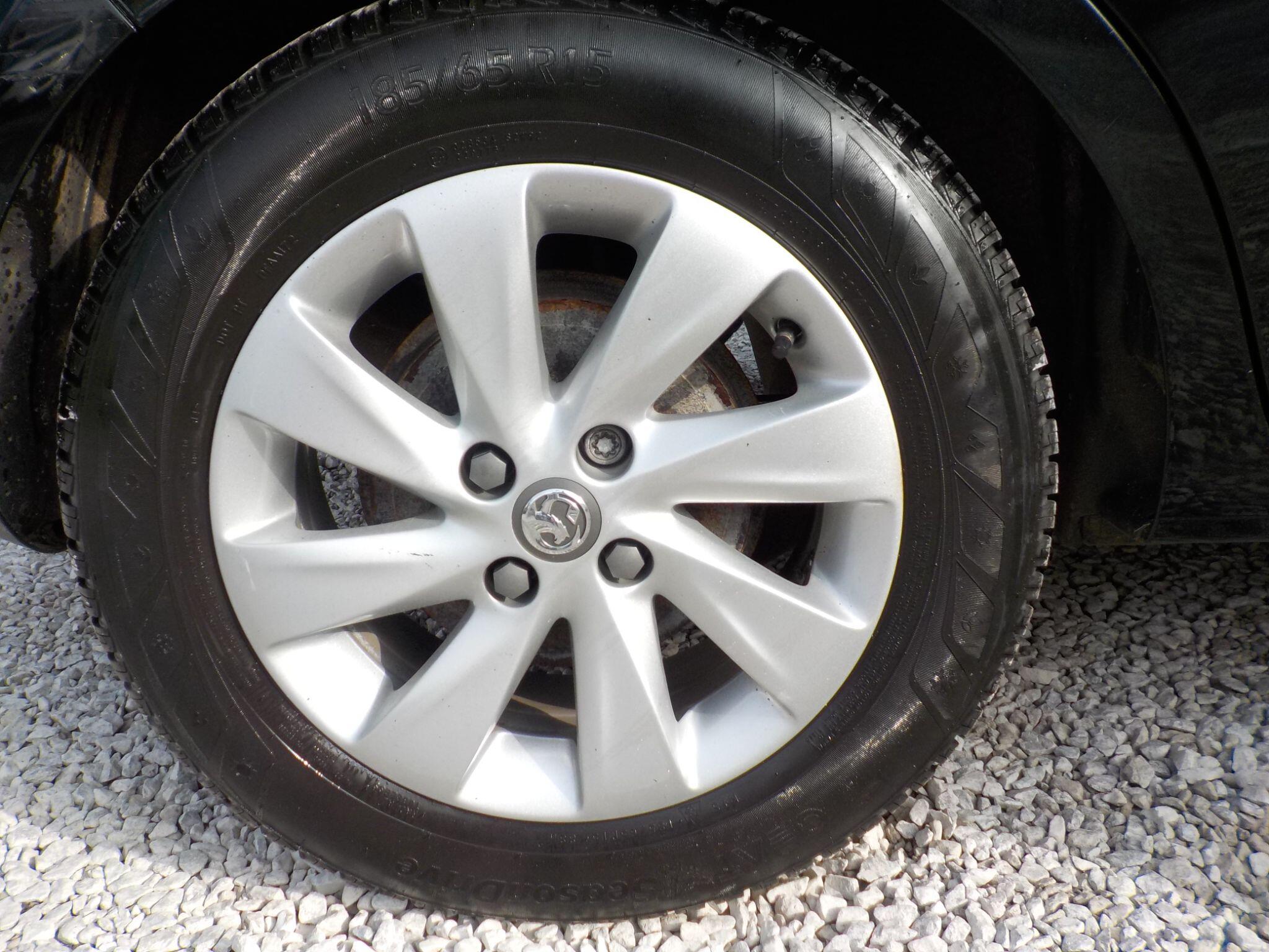 Vauxhall Corsa 1.4i ecoFLEX Design Euro 6 5dr