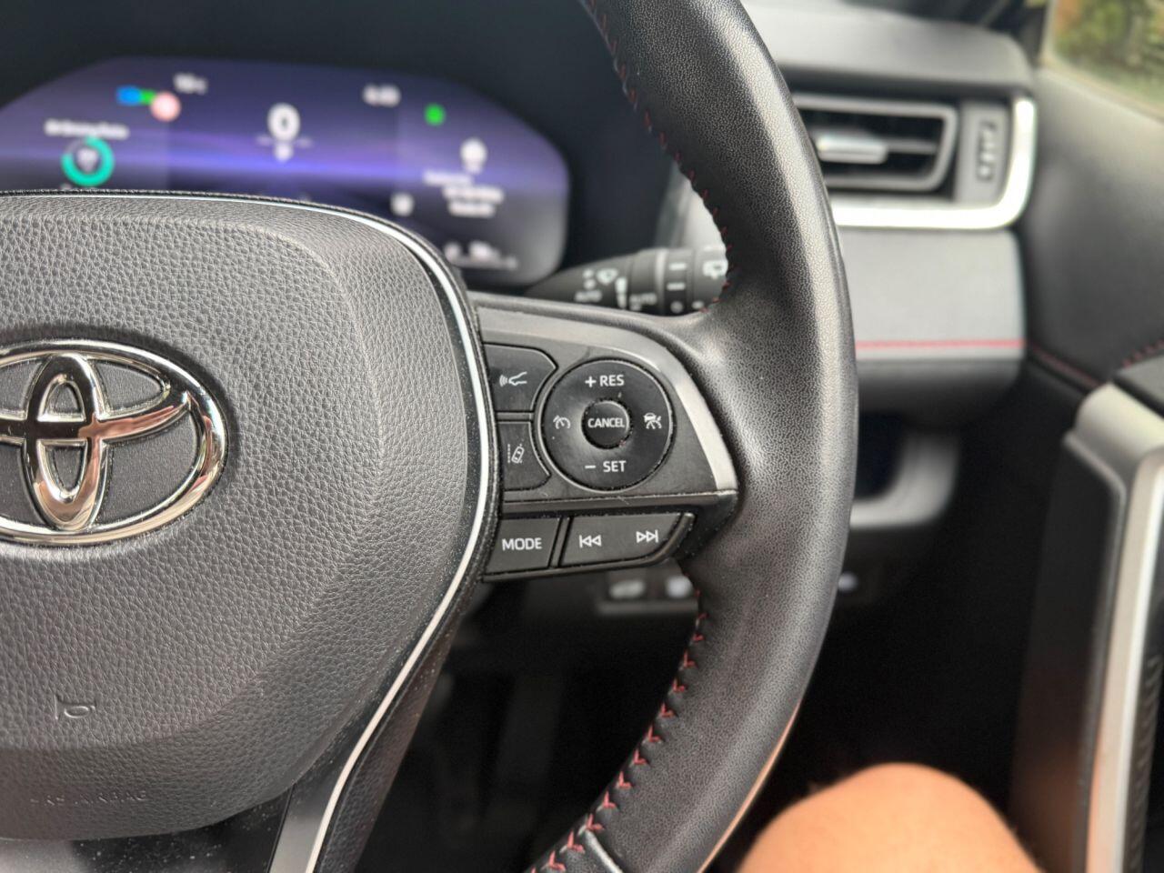 Toyota Rav4 view 23