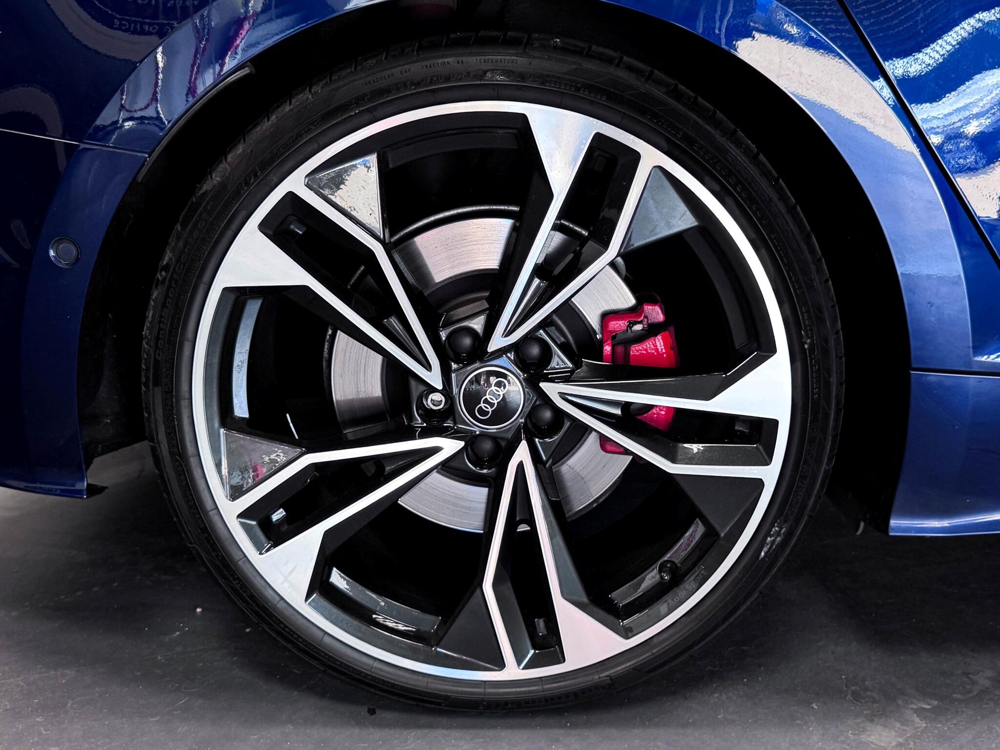 Audi A5 view 56