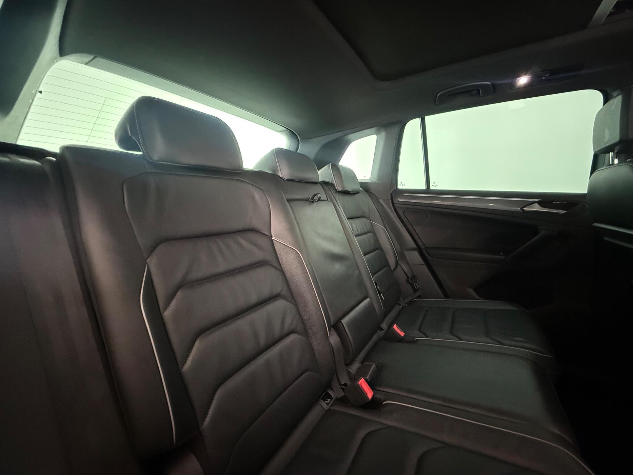 Volkswagen Tiguan view 31