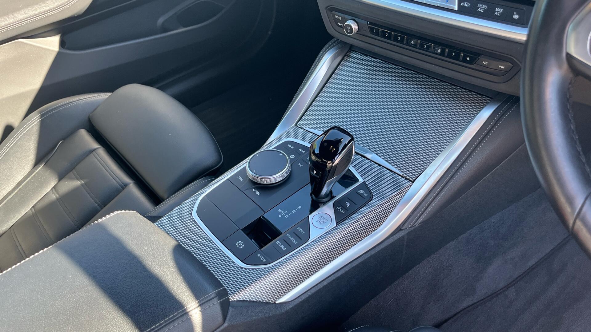 BMW 4 Series view 10