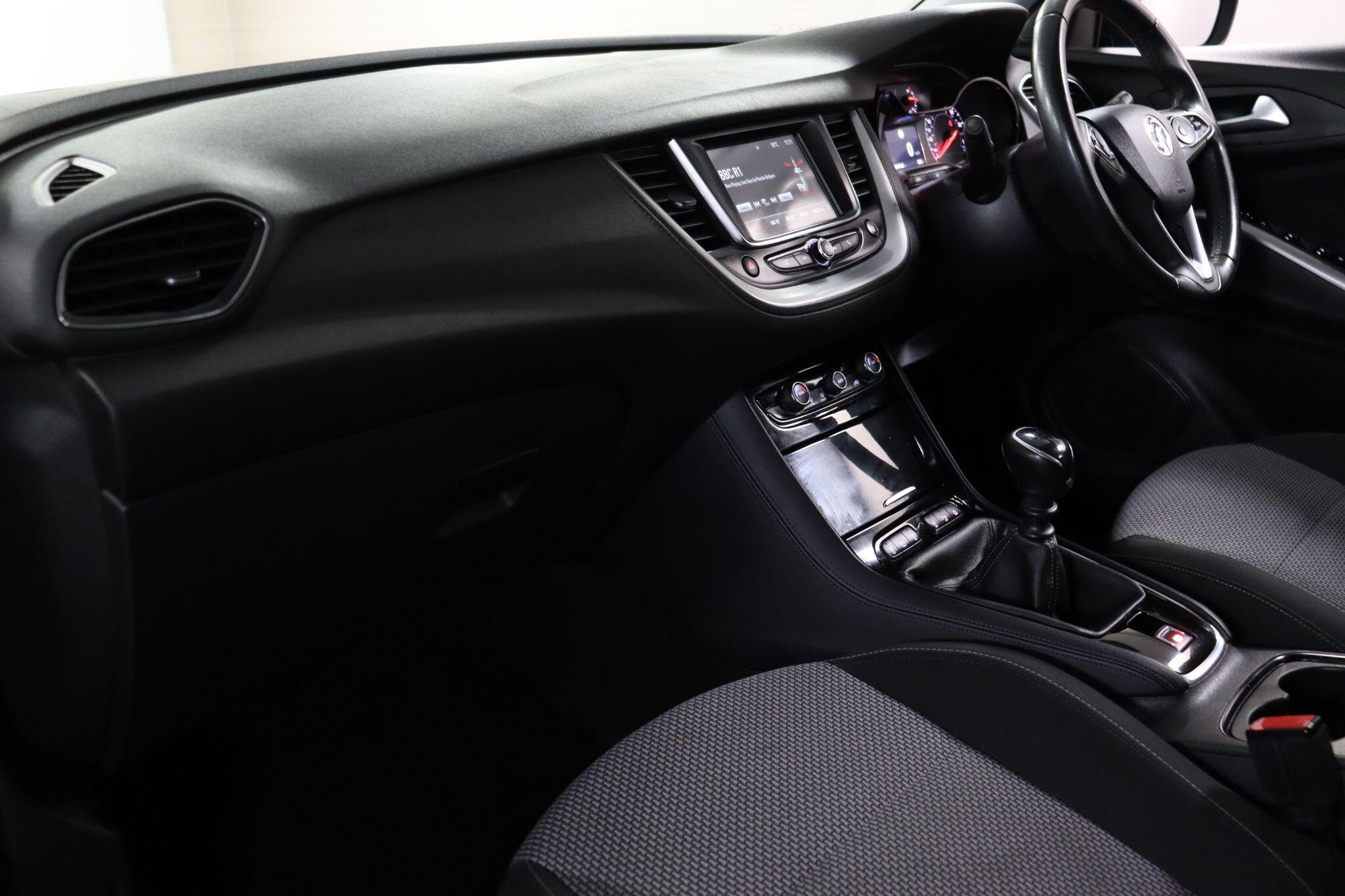 Vauxhall Grandland X view 34