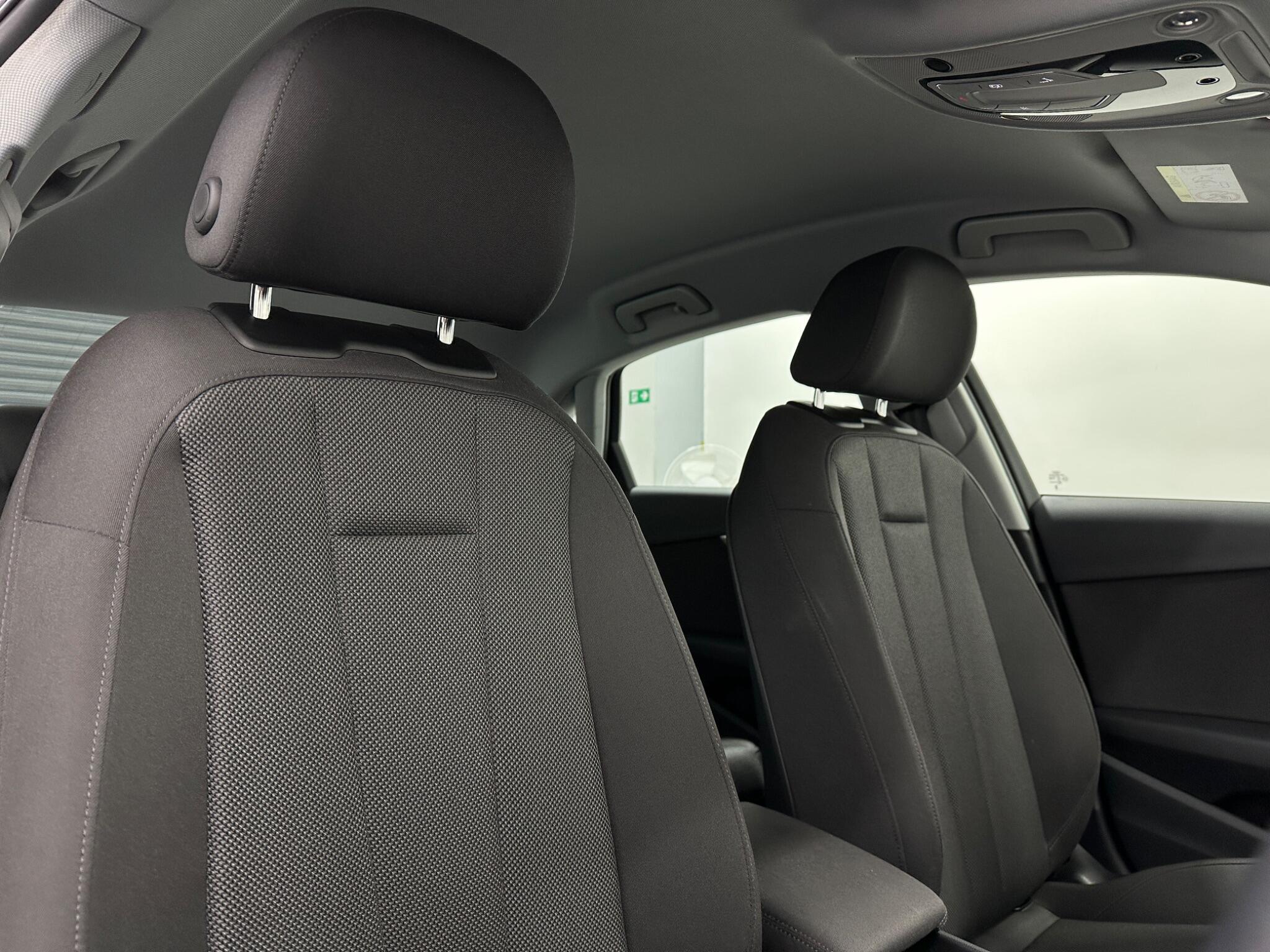 Audi A4 view 33