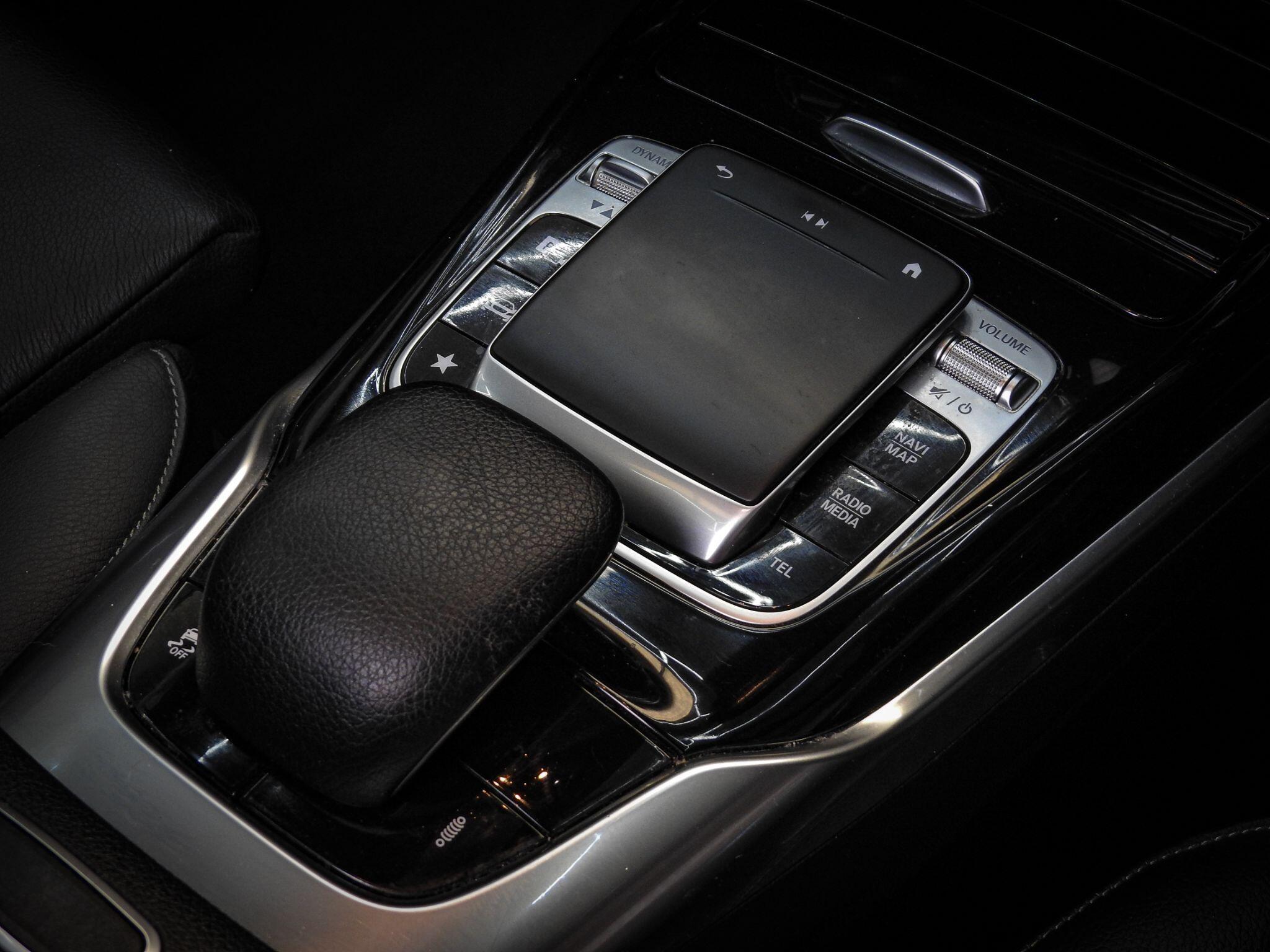 Mercedes-Benz A-Class view 32