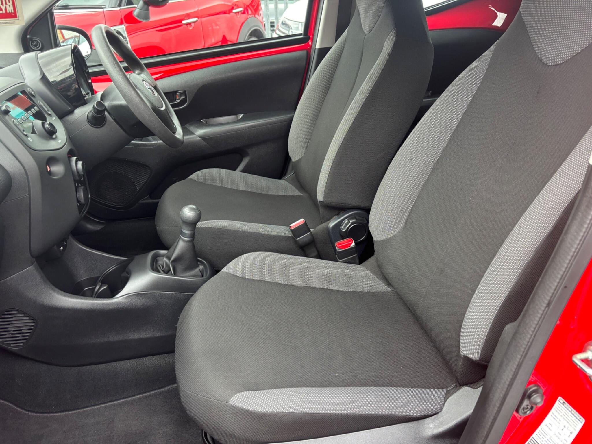 Toyota Aygo view 25