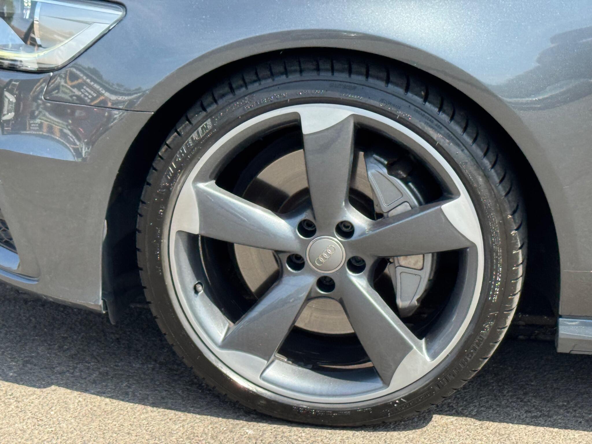 Audi A6 Avant view 40