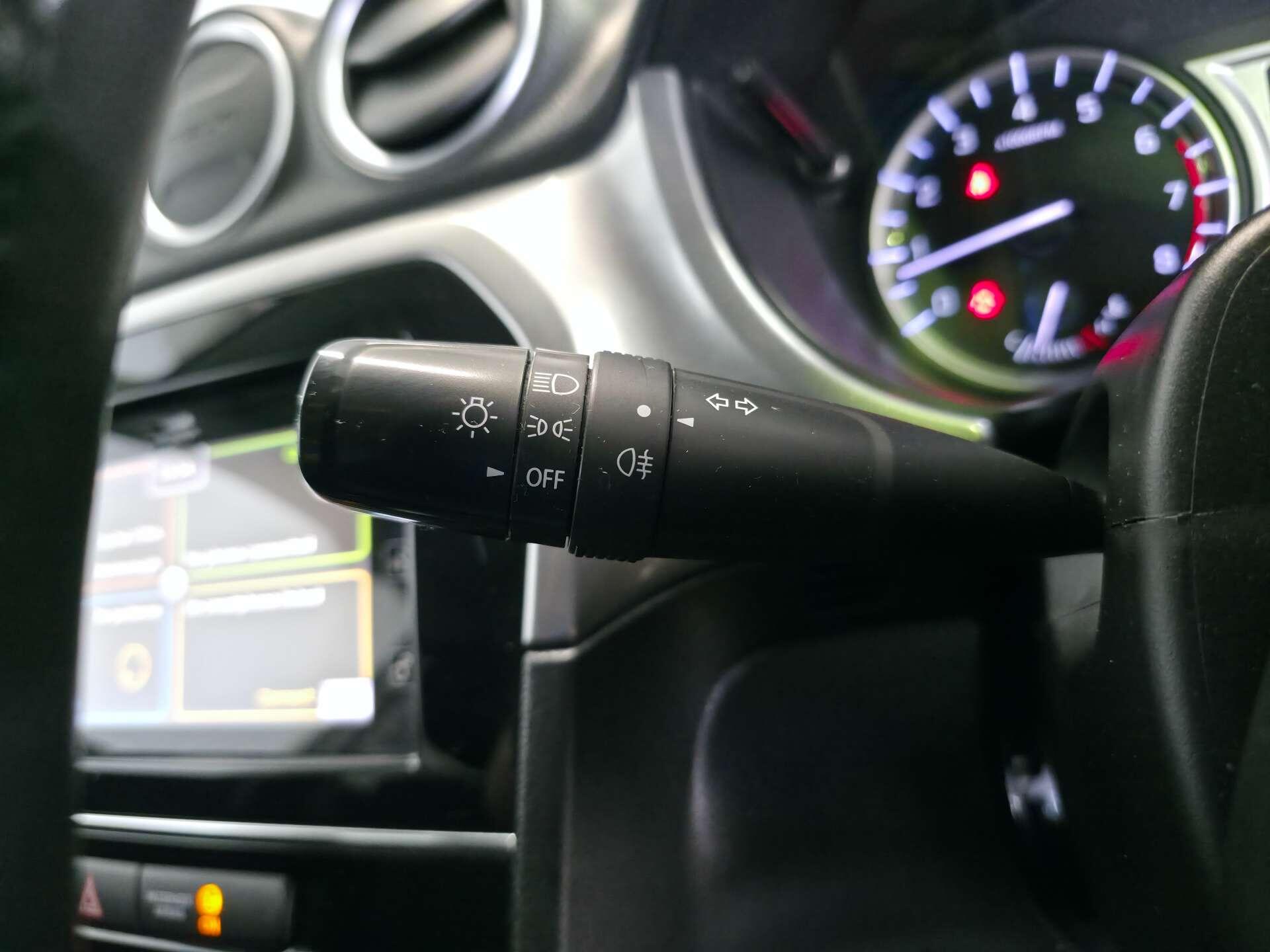 Suzuki Vitara view 31