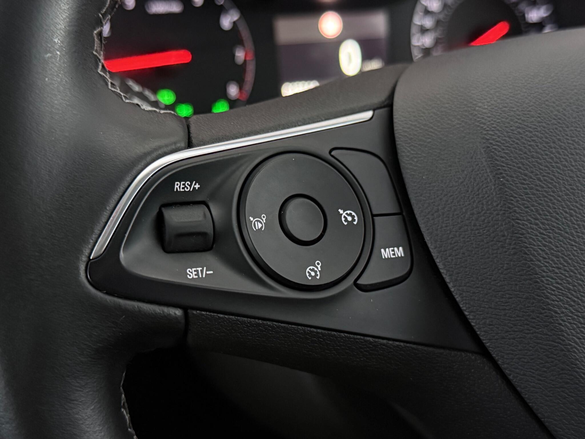 Vauxhall Grandland X view 15