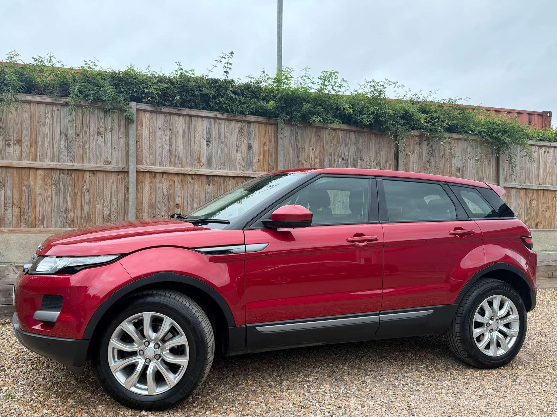 Land Rover Range Rover Evoque view 5