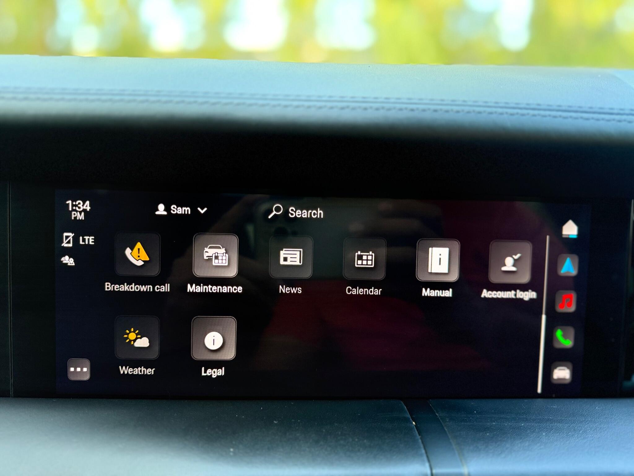 Porsche Taycan view 27