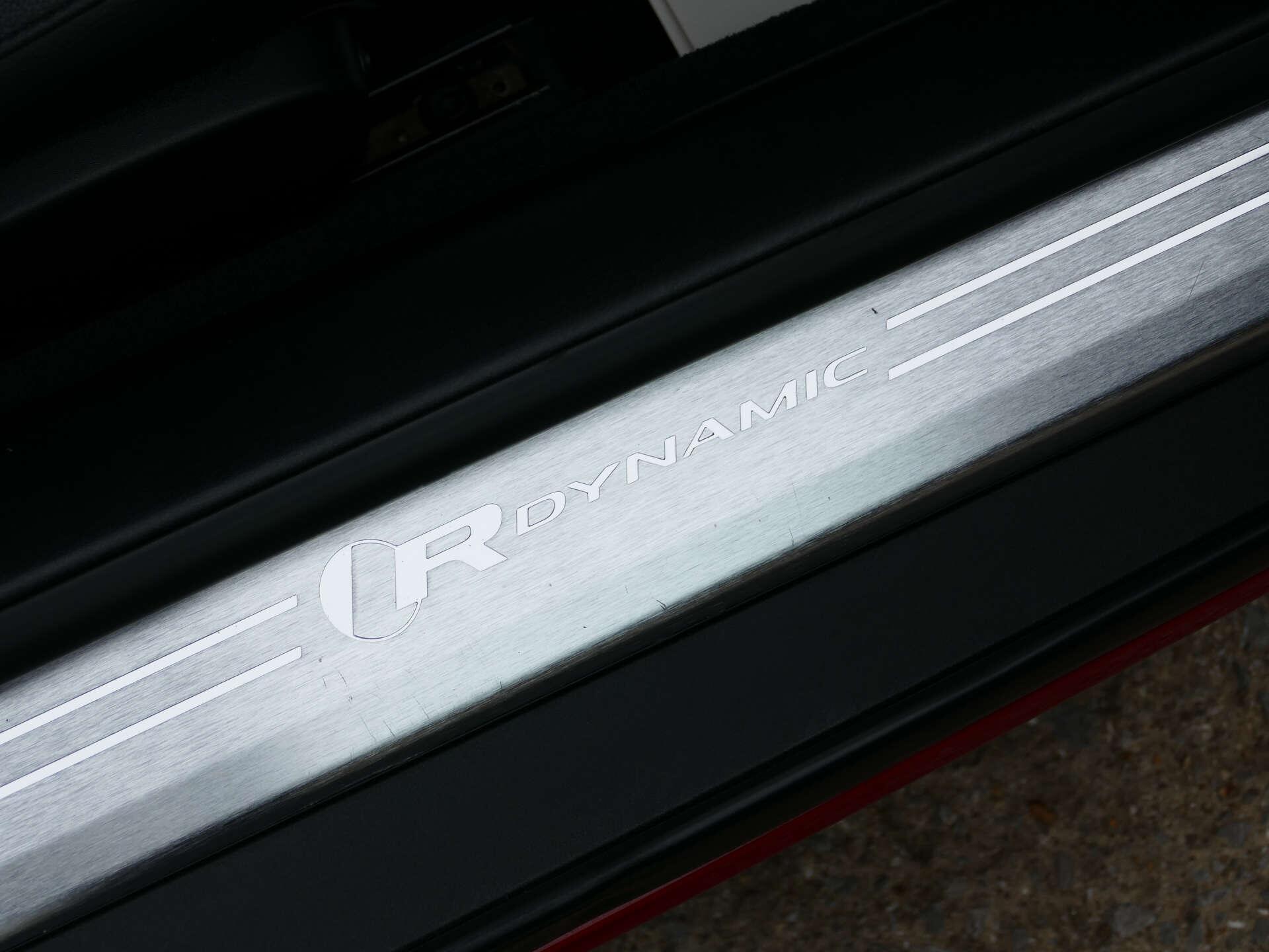 Jaguar F-Type view 32