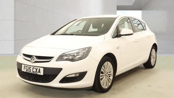 Vauxhall Astra view 4