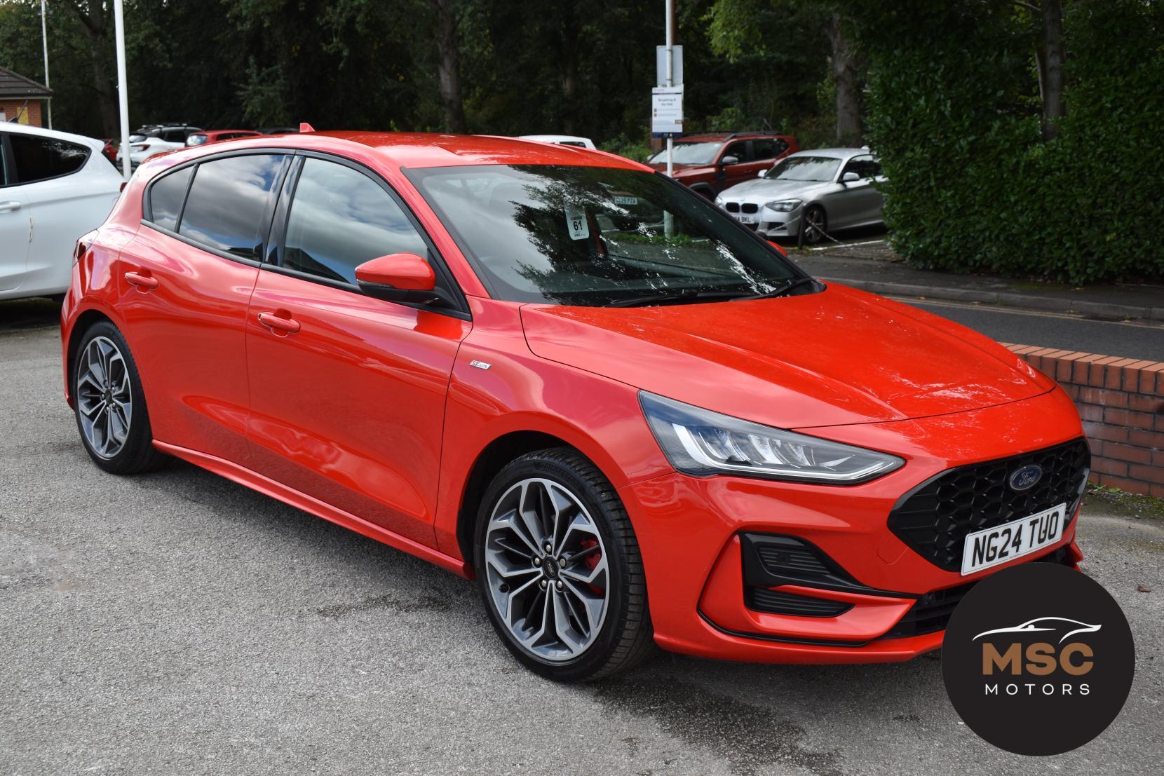 Ford Focus view 23