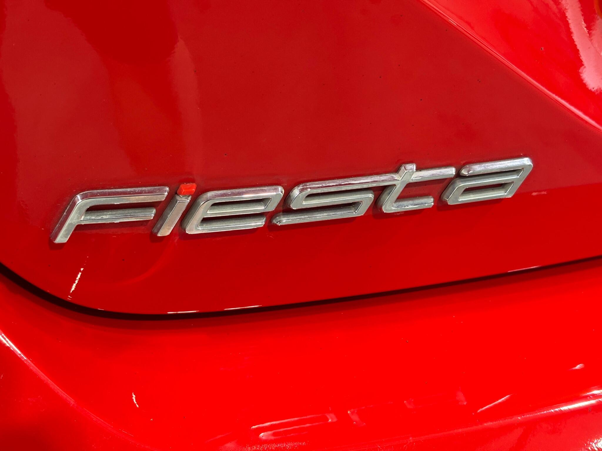 Ford Fiesta view 56