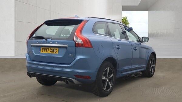 Volvo XC60 view 2