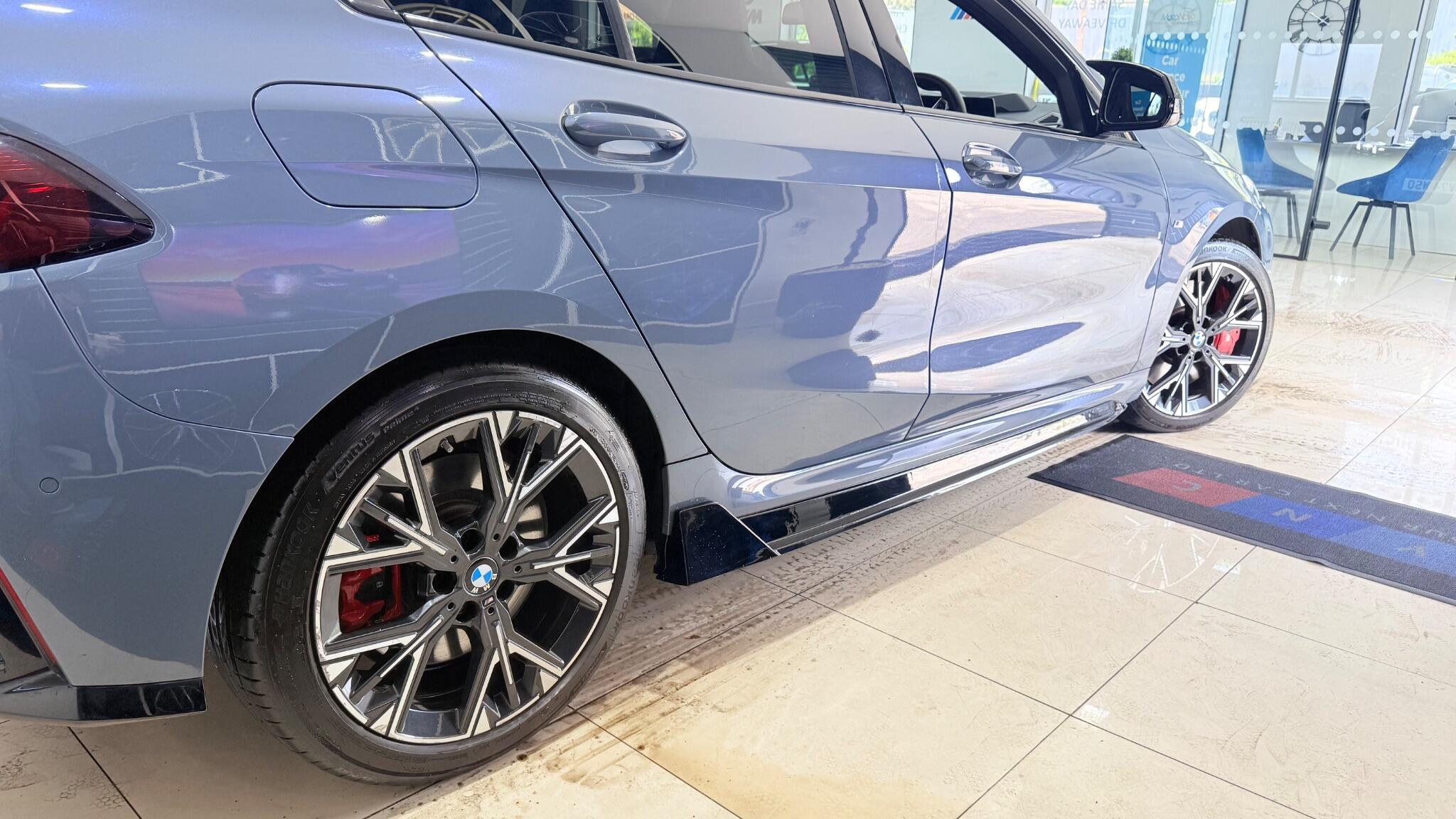 BMW 1 Series view 21