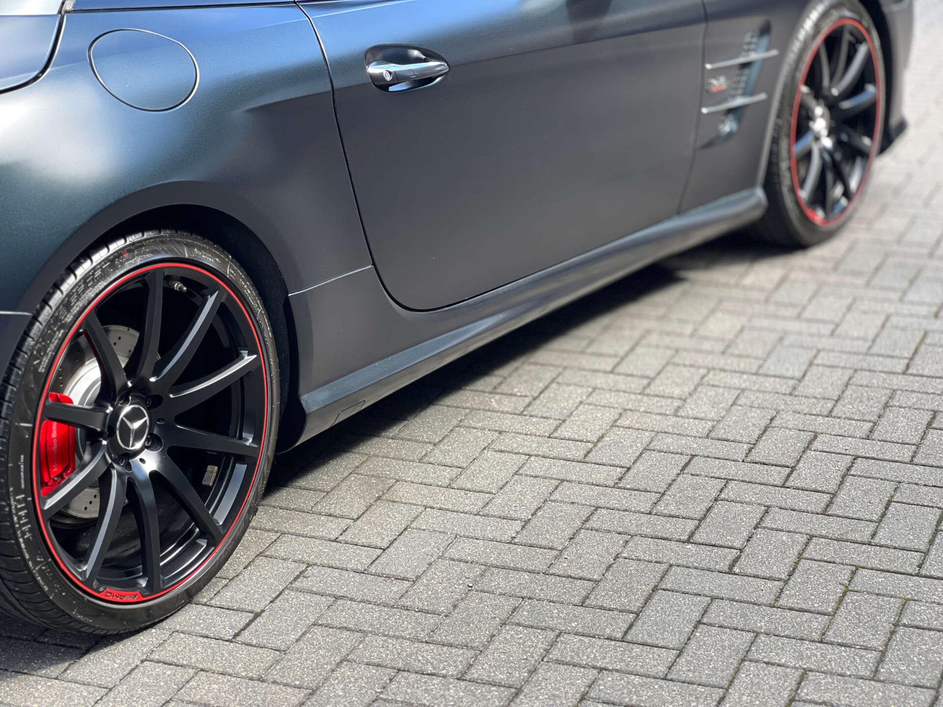 Mercedes-Benz SL view 23