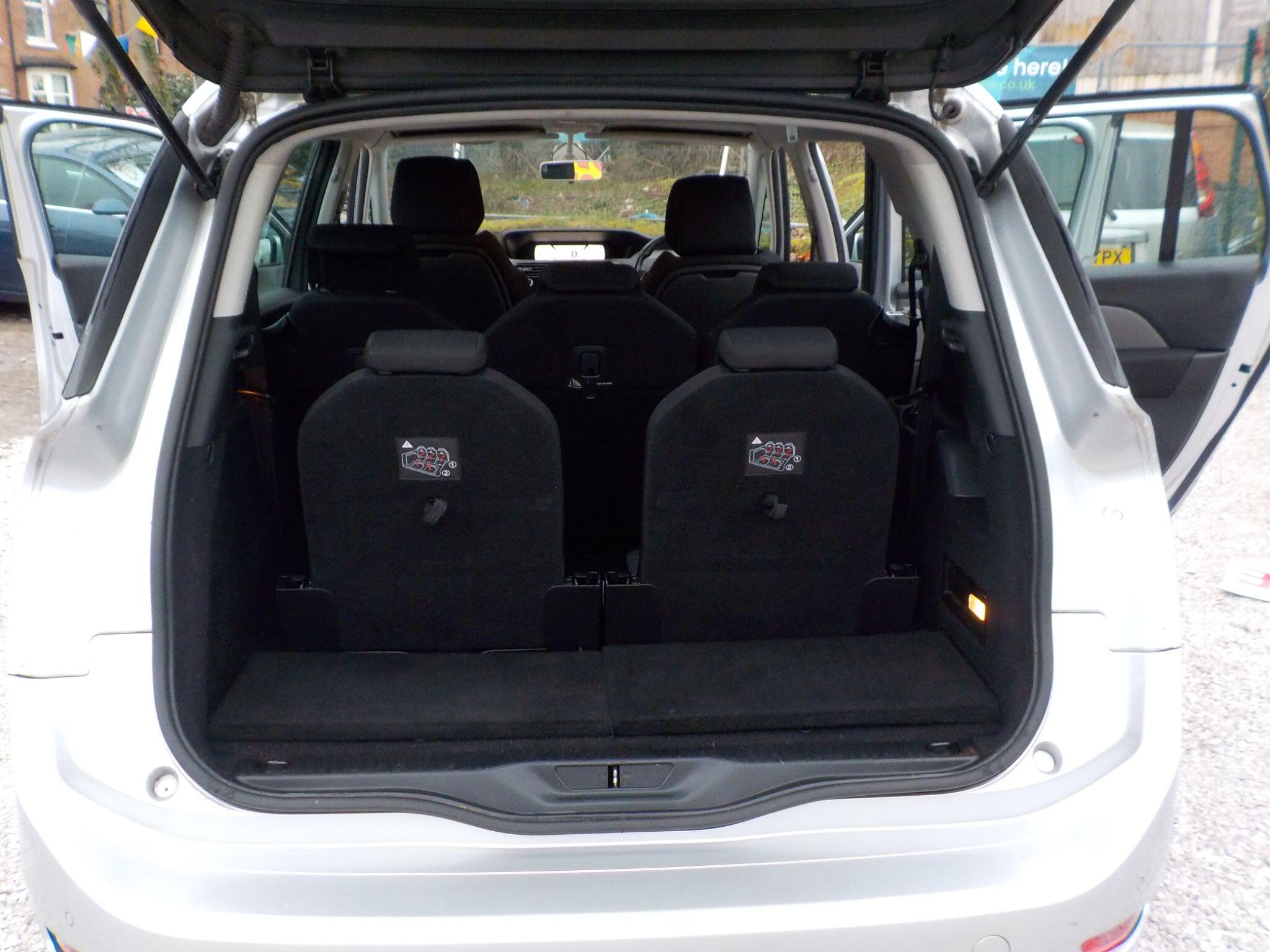 Citroen Grand C4 Picasso 1.6 e-HDi Airdream VTR+ Euro 5 (s/s) 5dr