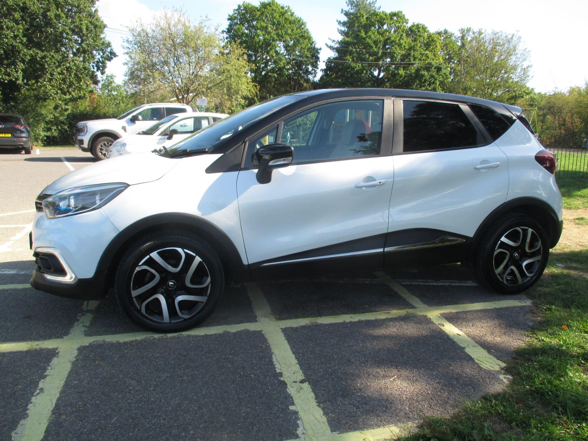 Renault Captur view 16