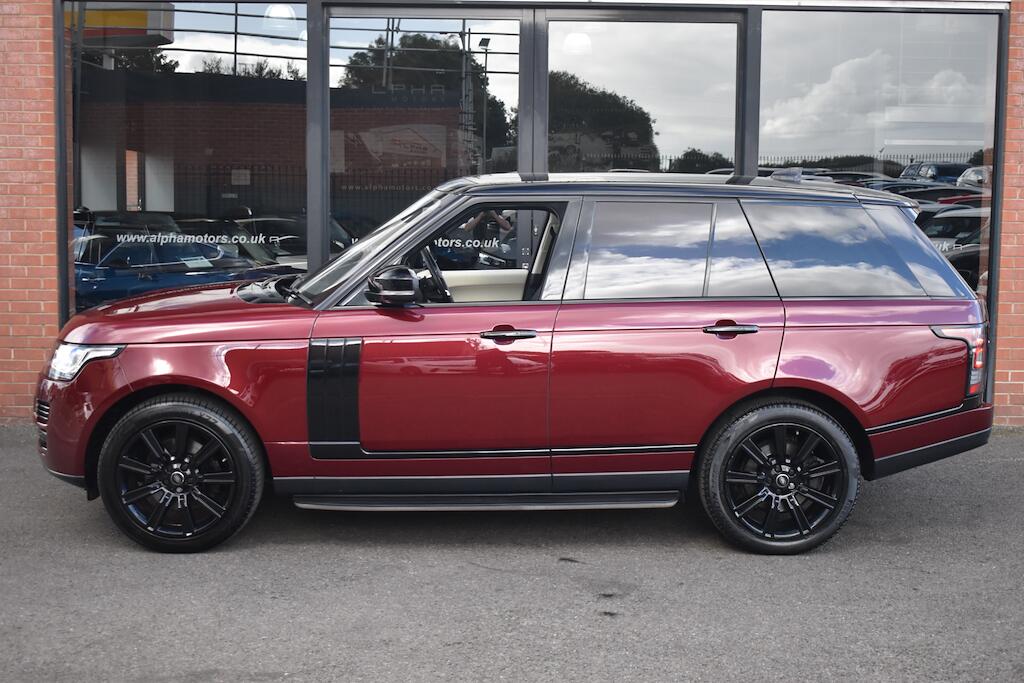 Land Rover Range Rover view 15
