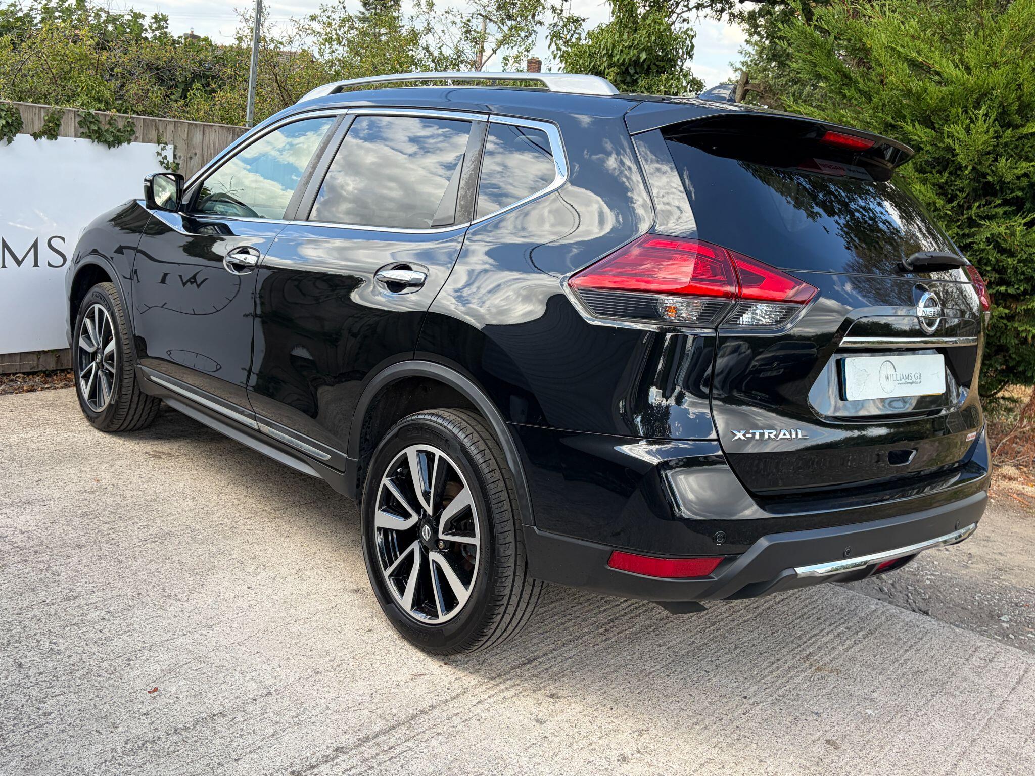 Nissan X-Trail view 7