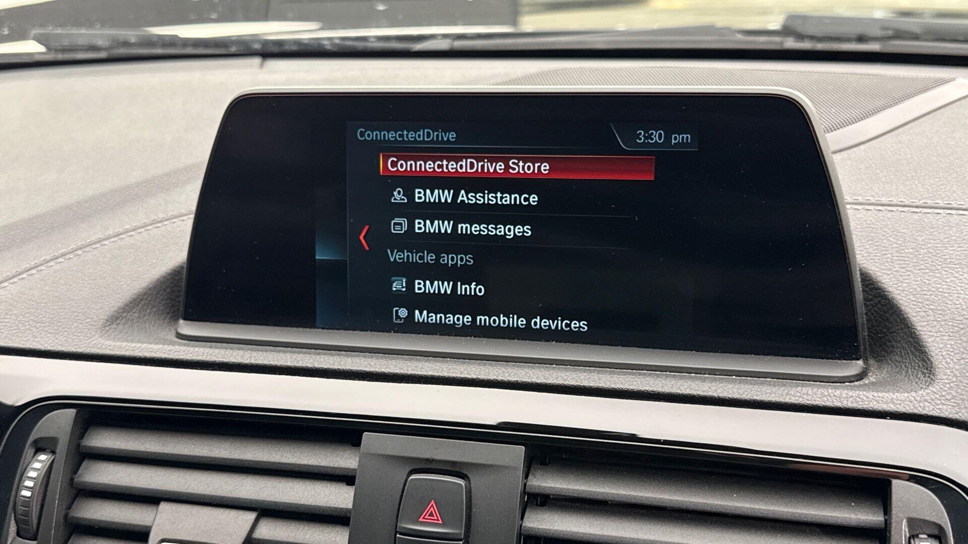 BMW 1 Series view 25
