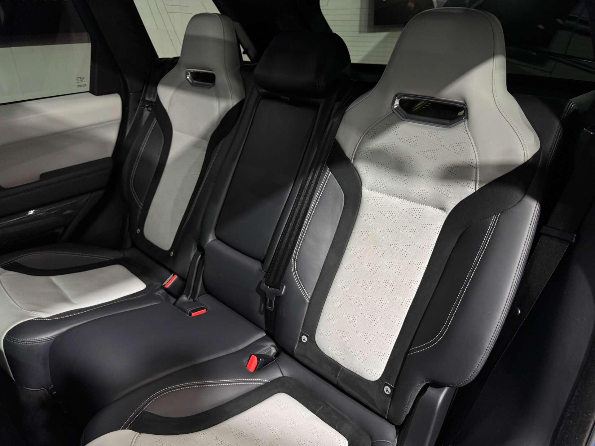 Land Rover Range Rover Sport view 16