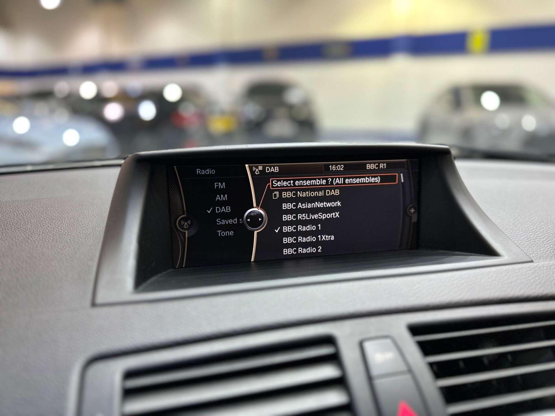 BMW 1 Series view 16