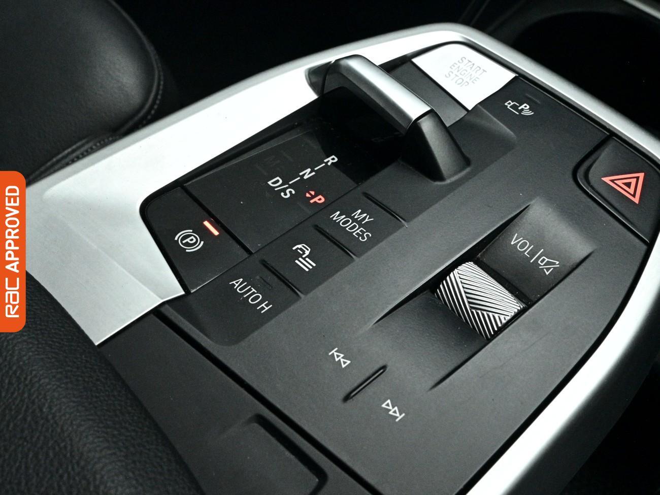 BMW 2 Series view 21