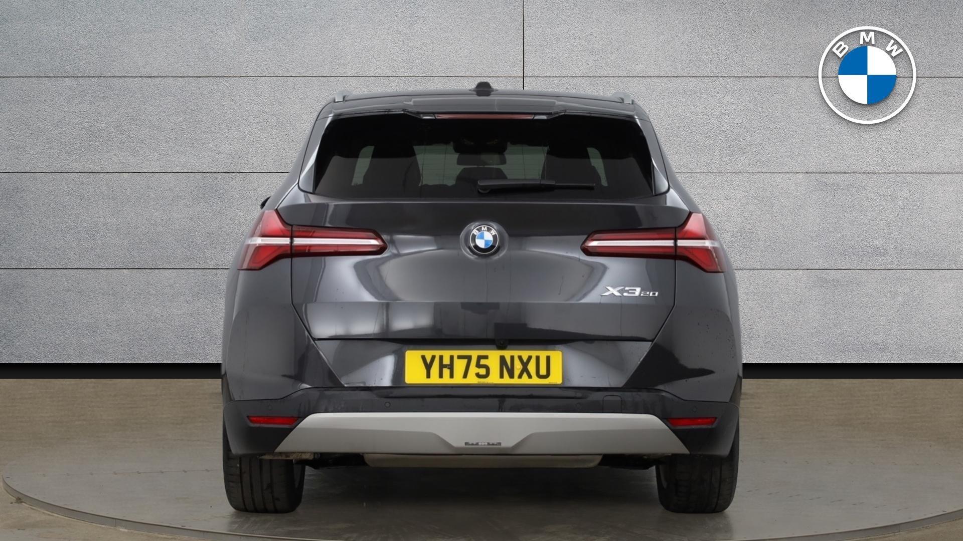BMW X3 view 15