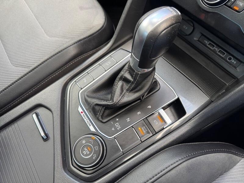 Volkswagen Tiguan view 32