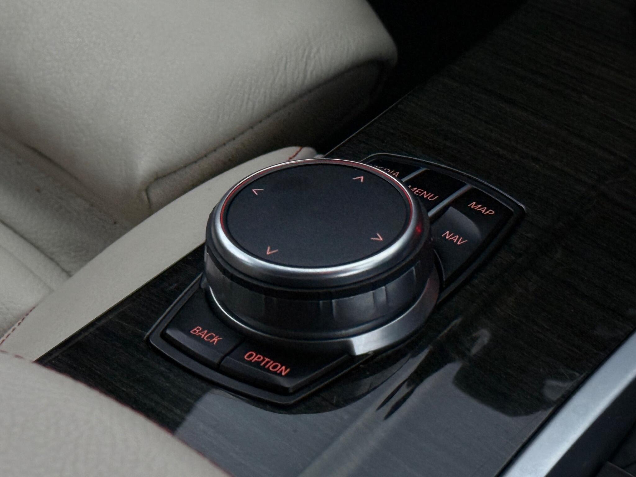 BMW X4 view 23