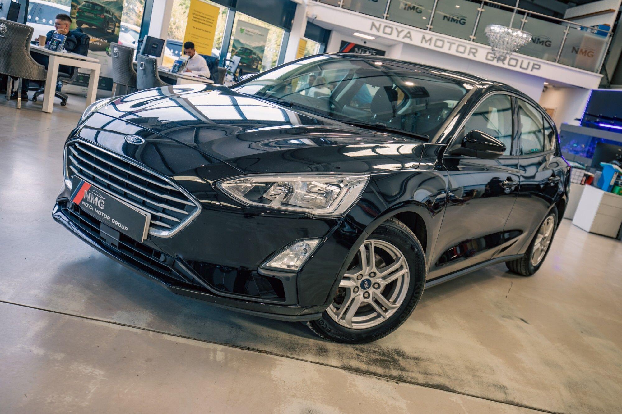 Ford Focus view 5