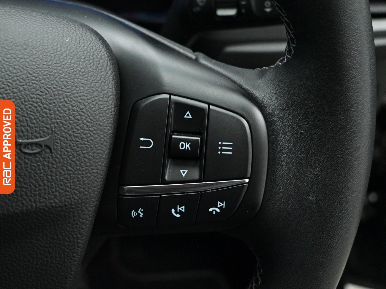 Ford Focus view 24