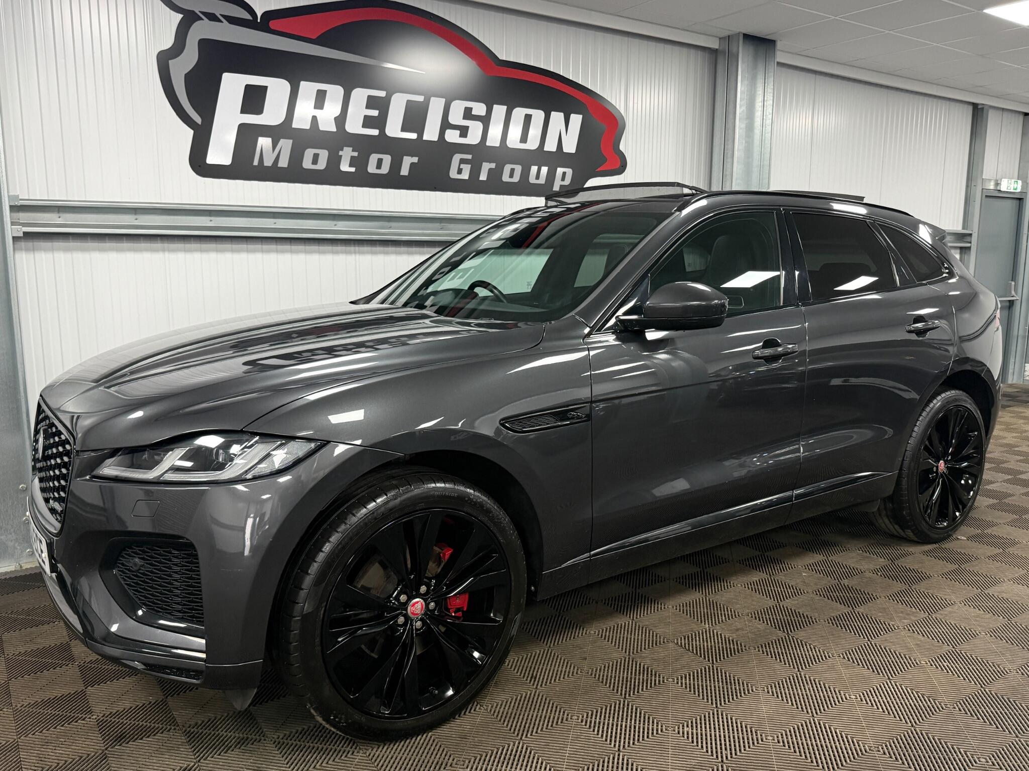 Jaguar F-Pace view 7