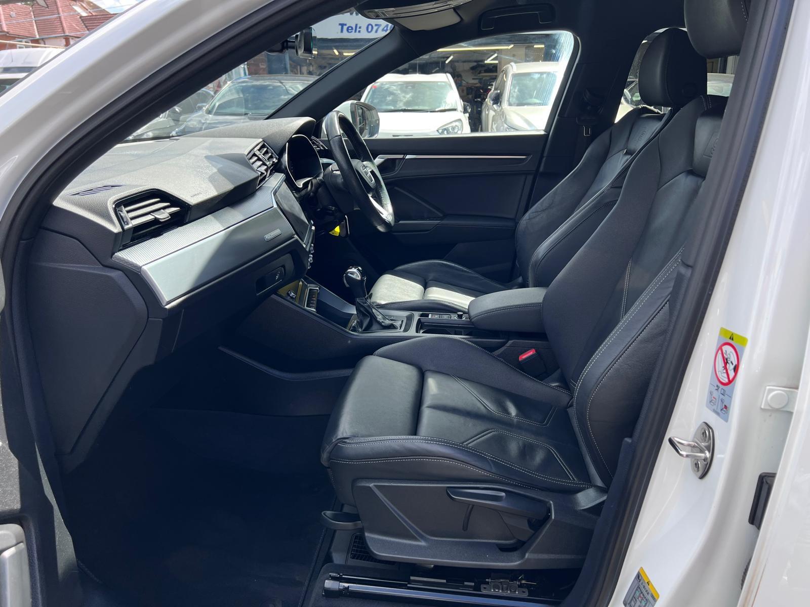 Audi Q3 view 37